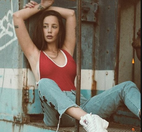 Emuna Zuzut  illustration