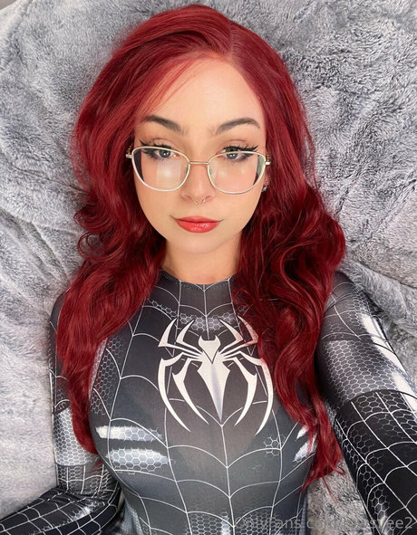 rowsvee2 onlyfans porn leak