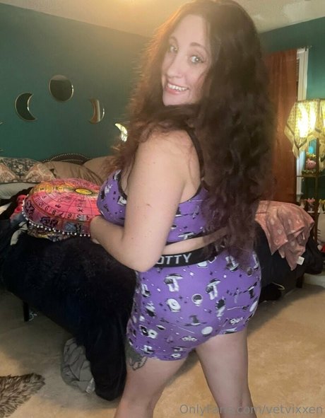 hippyvixxen nudes leaked onlyfans