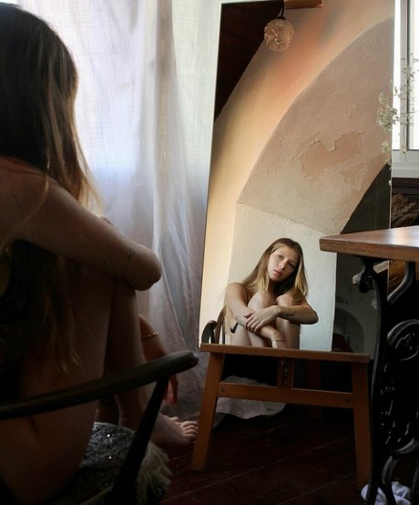 Roni Zouler is on onlyfans