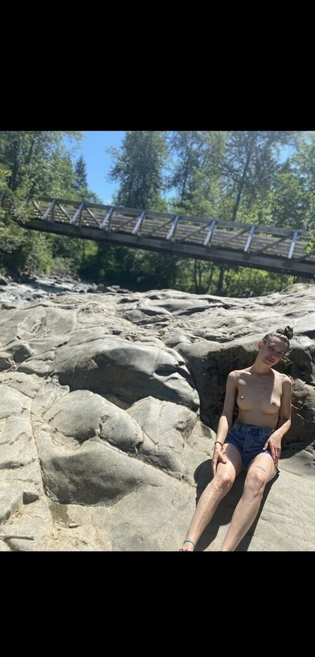 sativa bby sextape onlyfans