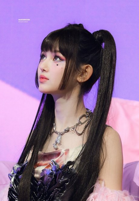 Danielle Marsh nude only fans leaks