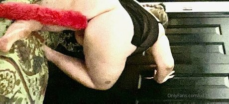 bootyhole king onlyfans star