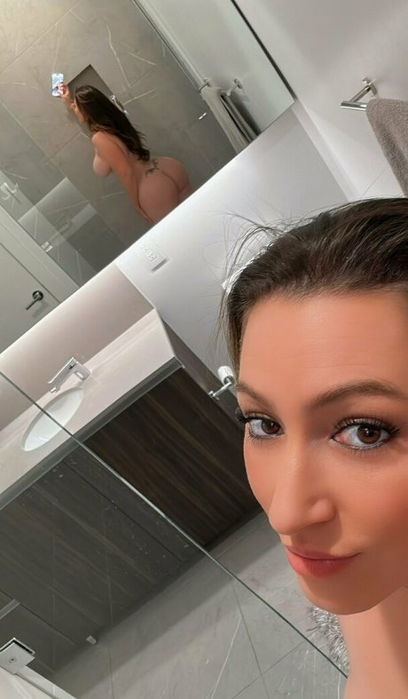 Lindseybaseball onlyfans striptease