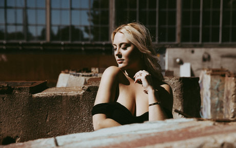 facesitting onlyfans beautiful porn frame