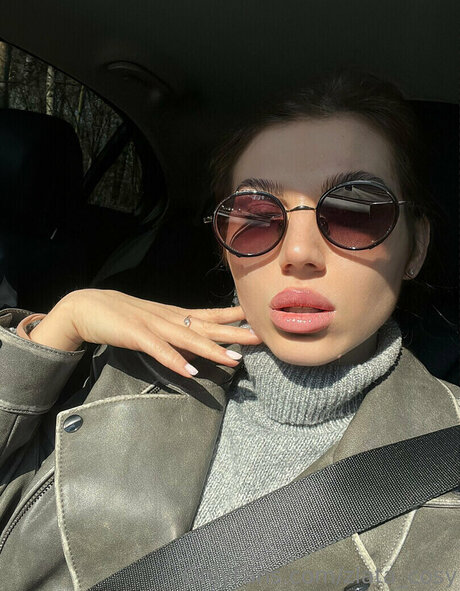 divine laura onlyfans leaks