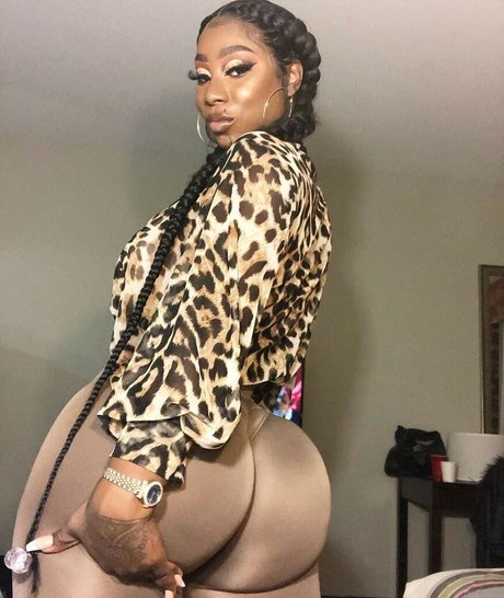 velvet__to__you onlyfans leaj