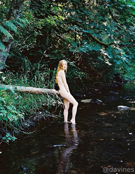 shemale outdoor onlyfans hot naked snapshot