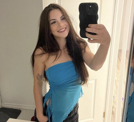 Mya Thompson onlyfans porn leaks