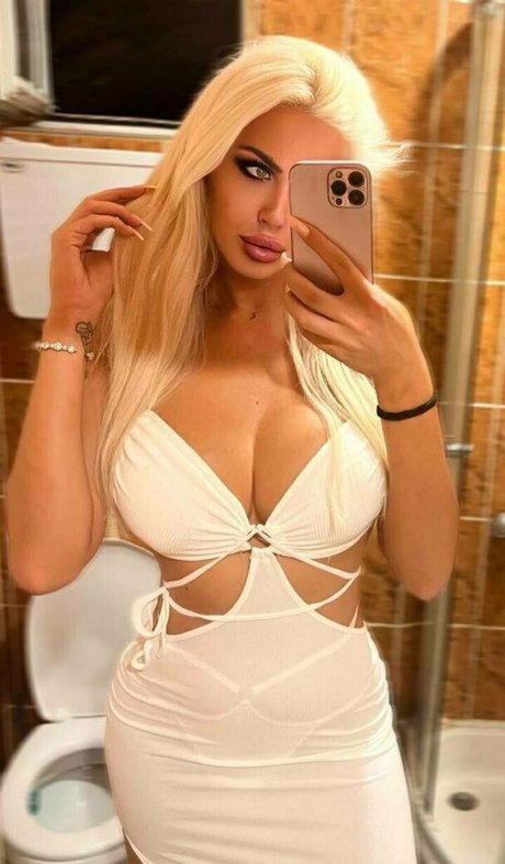 andreatsbarbie onlyfans leaked pictures
