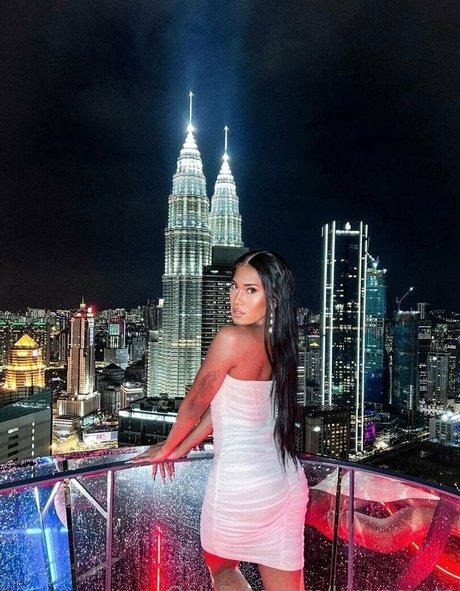 kira asia ts onlyfans leaks naked