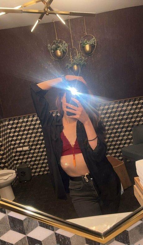 dove124 nude porn onlyfans