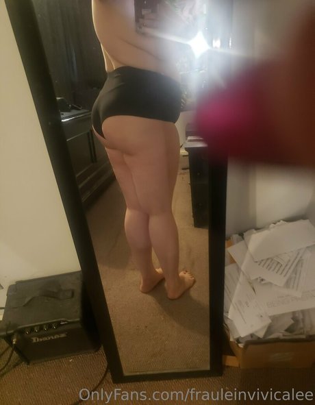 frauleinvivicalee naked on onlyfans