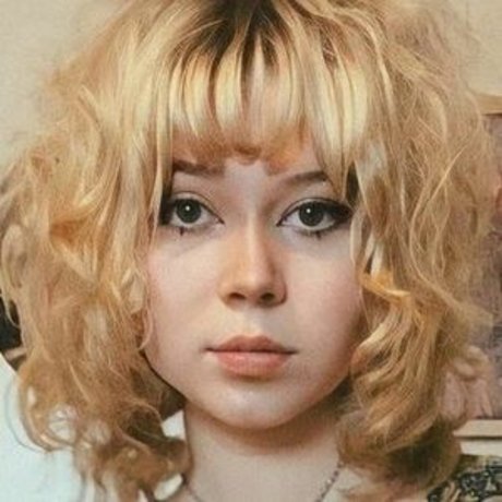 Issy Allen onlyfans naked pics