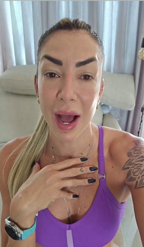 Thaisa Daher onlyfans.