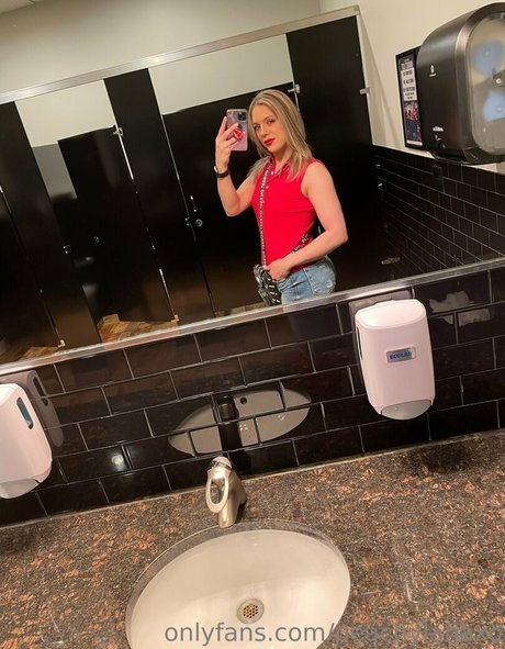 peachylanaxo leaked naked onlyfans