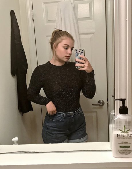 Ruth Choate feet onlyfans