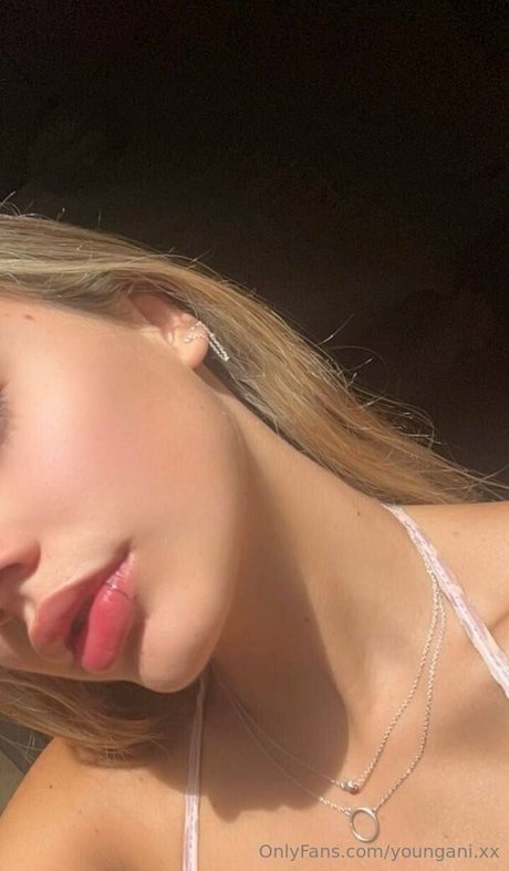 youngani xx onlyfans nudes