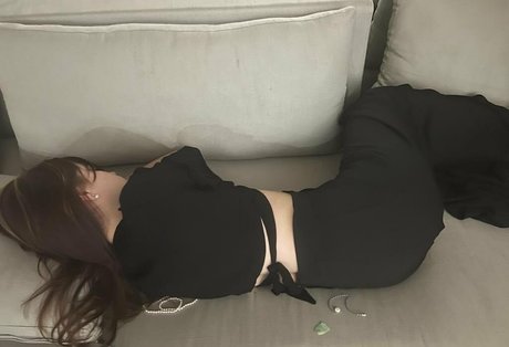 Isabella Angelina onlyfans sex tape