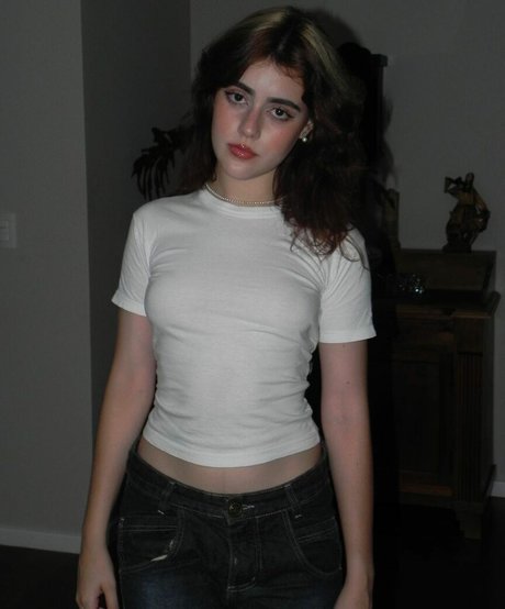 Isabella Angelina  visuals