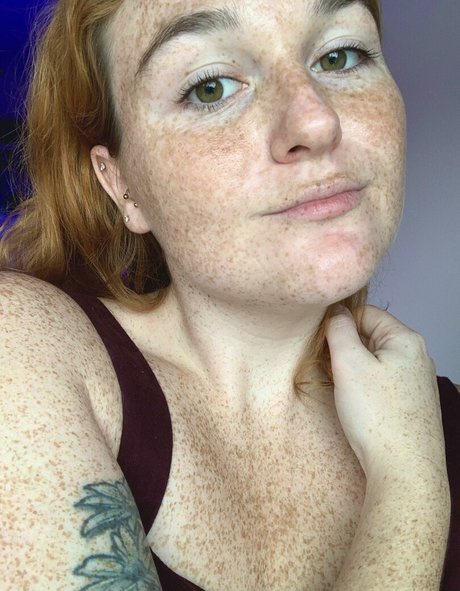Freckled Baby onlyfans nude pics