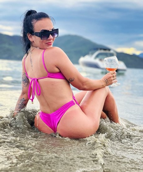 Mayara Franco onlyfans sextape