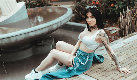 AllySnow nude porn onlyfans