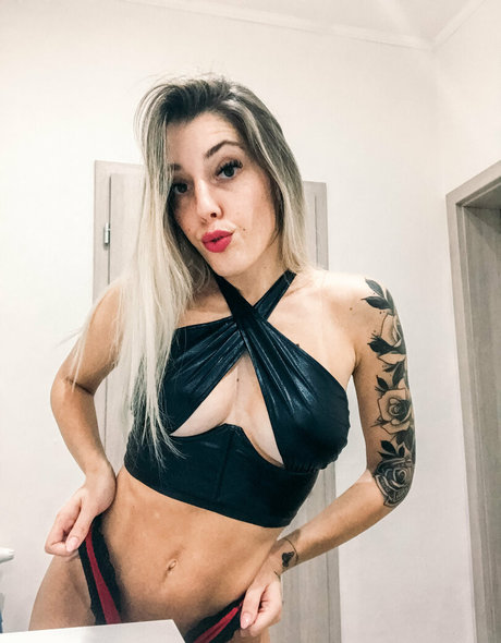 fitnessblondiefree ass onlyfans