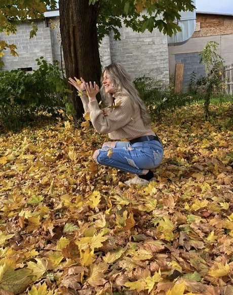 Alyssa Bryanne onlyfans free