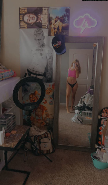 Savannah Colver new onlyfans leaks