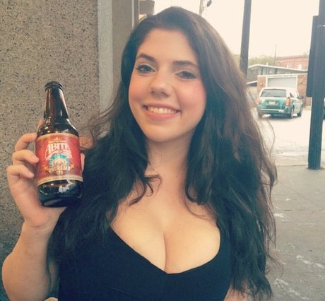 Emily Helen Barry onlyfans content