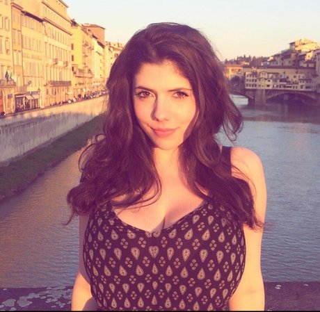 Emily Helen Barry onlyfans free