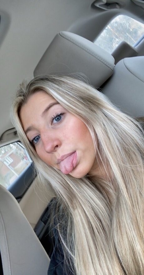 Chelsea Mariani naked on onlyfans