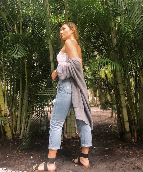 Kelsea Forti nude onlyfans leak