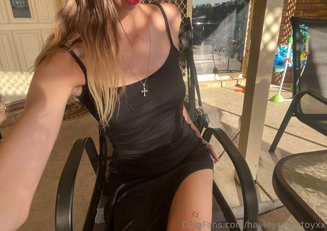 hayleysyourtoyxx leaked onlyfans pictures