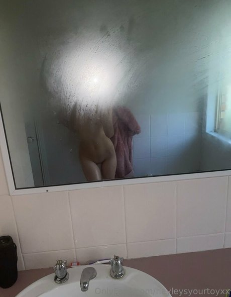hayleysyourtoyxx onlyfans free