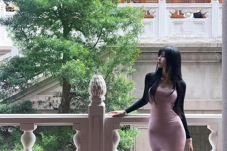 Daturakisses nude on onlyfans