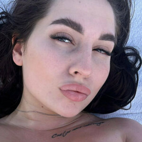 mia vixen free nude onlyfans pics