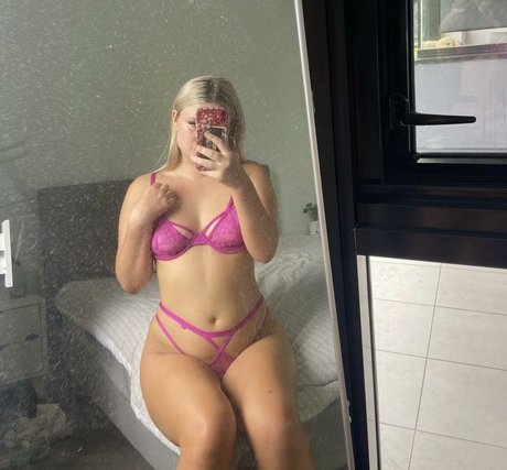sarahgrace 266 topless onlyfans