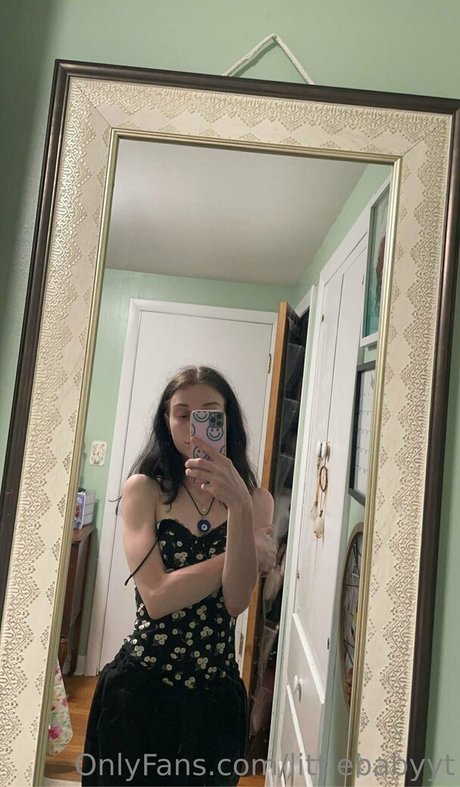 littlebabyyt onlyfans nudes
