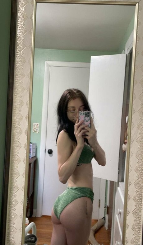 littlebabyyt onlyfans nude