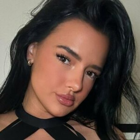 Emilywoodss onlyfans images