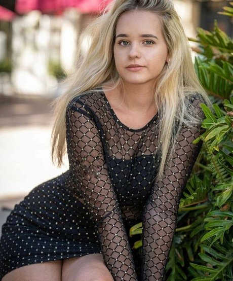 Valkyrie Mcfey  plate