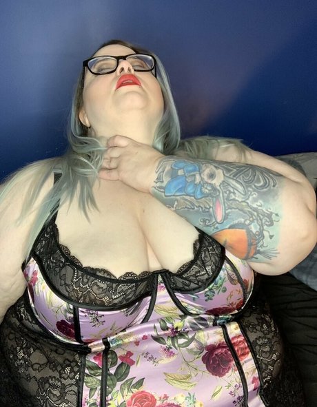 adenahx xxx onlyfans