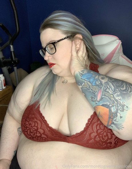 adenahx onlyfans nude content