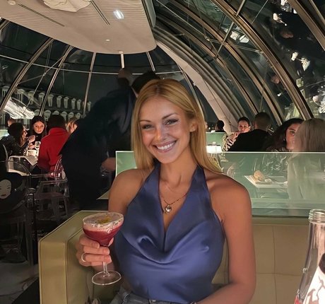 Rachel Dixon only fans photos