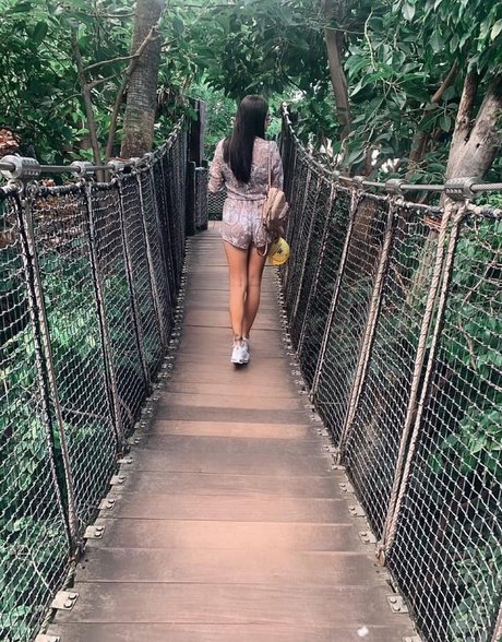 Chloe Reynolds onlyfans nudes