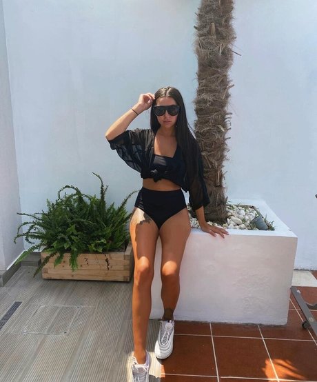 Chloe Reynolds onlyfans porno