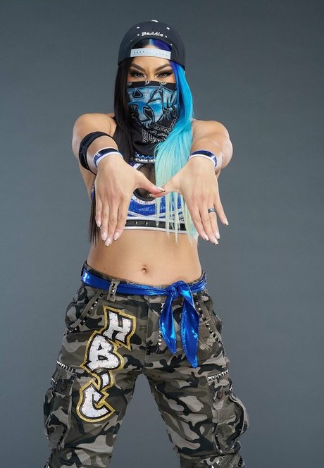 Mia Yim nude onlyfans porn