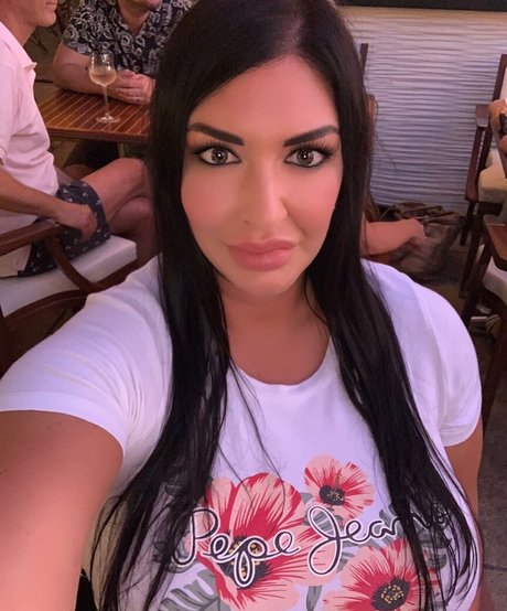 elisabetta mediterraneagirl onlyfans nude leaked